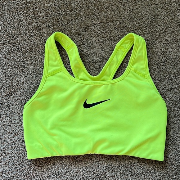 Nike sports bra - Picture 1 of 2